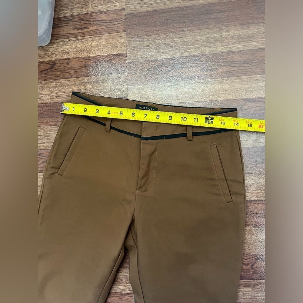 MISS DAISY Design by KOREA Brown Cropped Pants Size M Office Academia Basics - Picture 8 of 11
